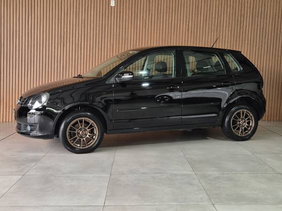 VOLKSWAGEN POLO 1.6 MI 8V FLEX 4P MANUAL